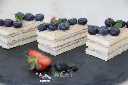 Blueberry cake