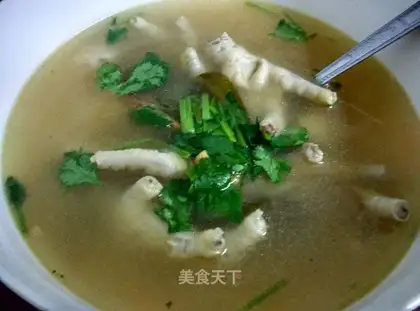 Chicken claw spicy soup