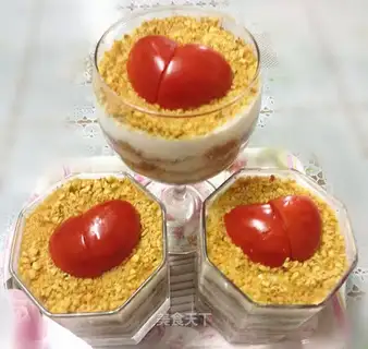 A yogurt cup