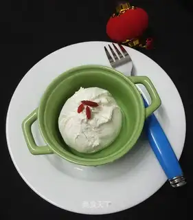 Homemade cream cheese