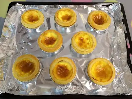 Tastes of fruit and eggs
