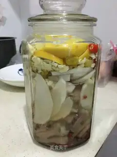 Dark chicken feet
