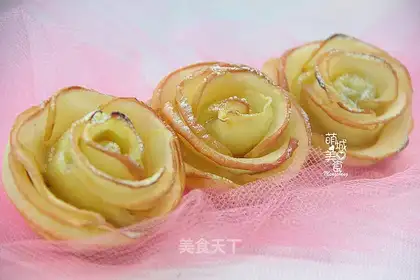 Apple roses