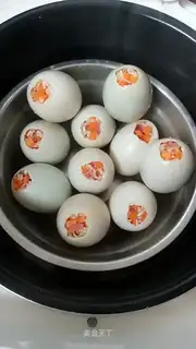 A duck's egg rice