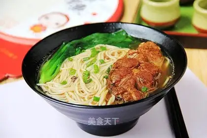 Fish noodles