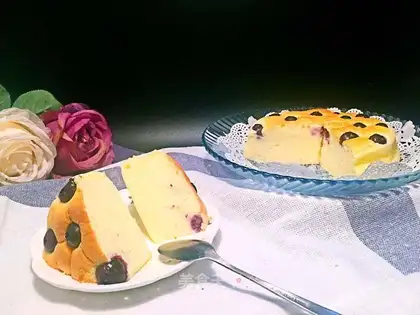 Blueberry yogurt cake