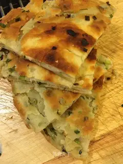 Onion cake