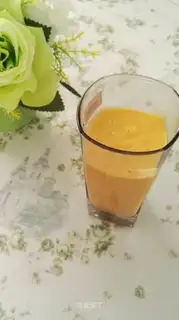 Mango milkshake