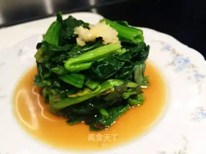 Garlic spinach tower
