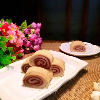 Donkey rolls
