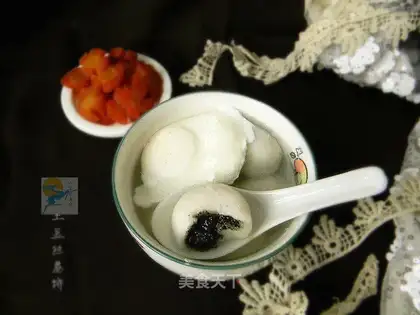 Black sesame soup