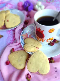 Rose heart cookies