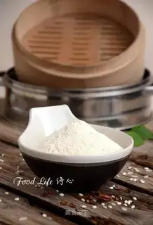 Homemade steamed rice powder