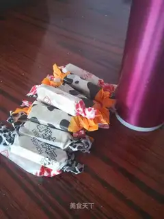 Cow Rolling Sugar