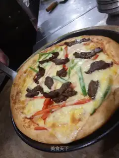 Beef pizza