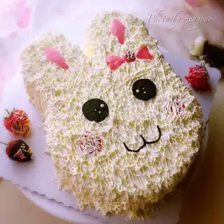 Little bunny cream cake