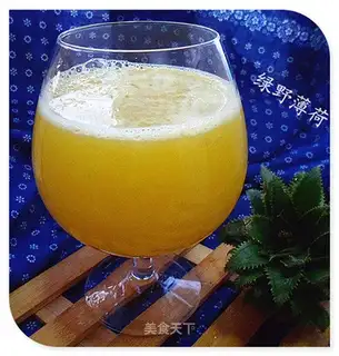 Pineapple Sydney juice