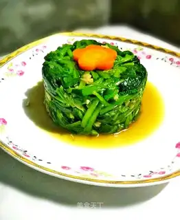 The garlic spinach tower