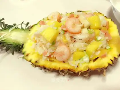 Pineapple rice