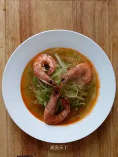 ♪ Blue radish shrimp stew ♪