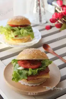 Bacon cheeseburger