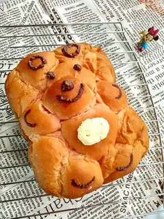 Stupid bear bread