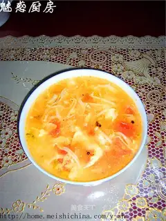 Flammulina velutipes tomato soup