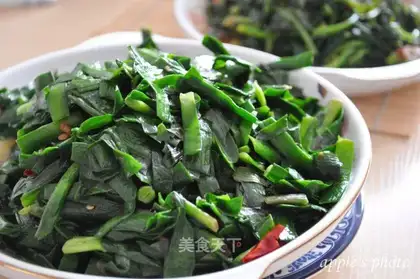 stir-fried leeks