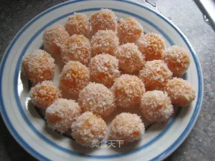 Coconut glutinous rice balls