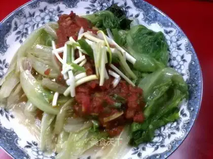 Tomato sauce lettuce