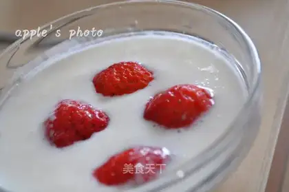 strawberry yogurt