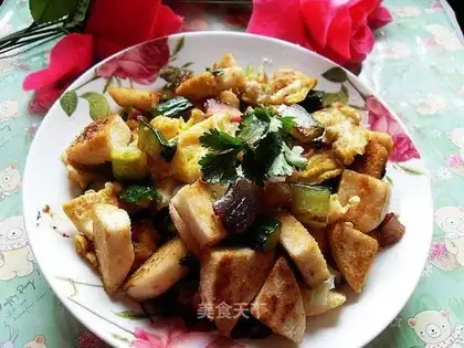 stir-fried steamed buns
