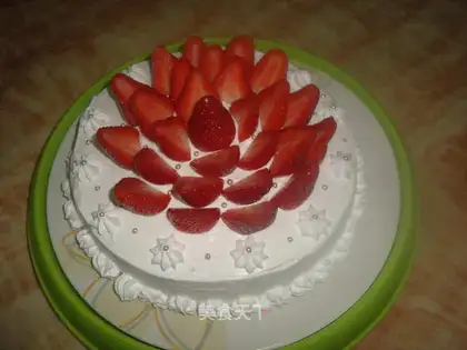 strawberry Cream cake