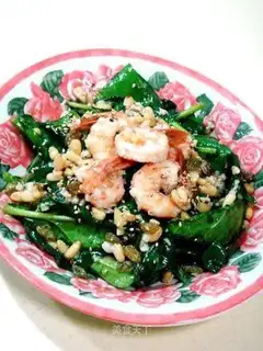 Shrimp and spinach salad