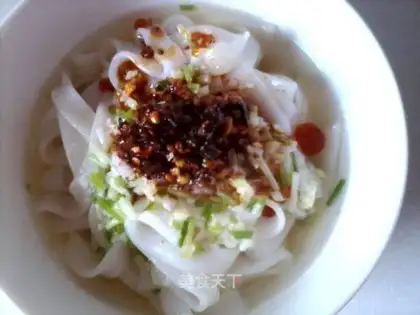 Garlic rice noodle mixed