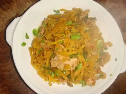 Stewed pork slices with pickled mustard