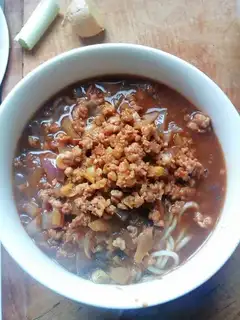 Private noodles with bean paste