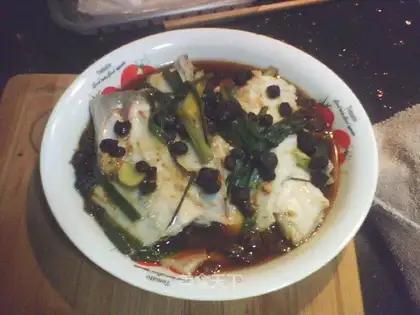 Steamed fish steak with black bean sauce