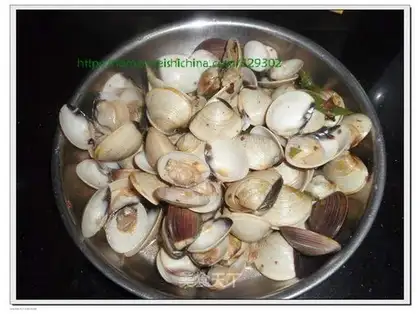 stir-fried white shellfish with black bean sauce
