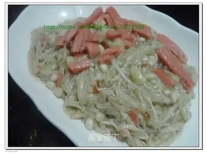 stir-fried mushroom with sausage