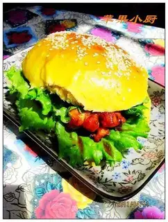 Garlic Pumpkin Chicken Leg Burger