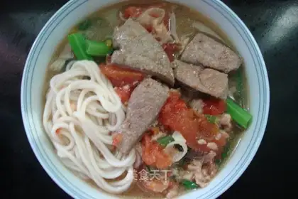 Lean pork liver noodles