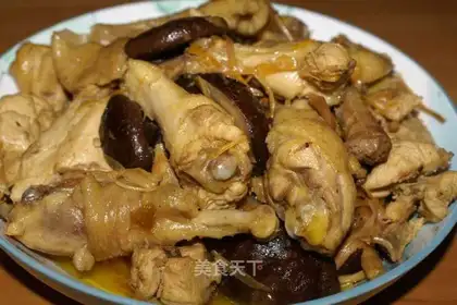 Mushroom golden lily chicken