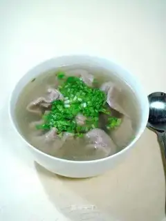 Chicken chicken soup and meat swallow