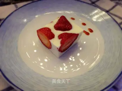 Strawberry milk with lamb