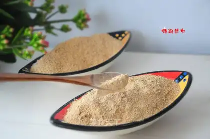 Homemade delicious mushroom chicken powder