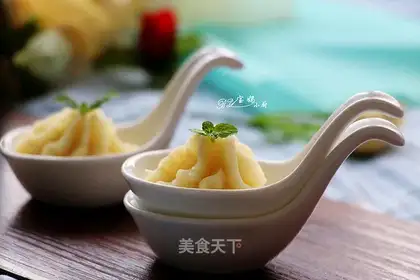 Orange salad mashed potatoes