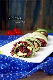 Black melon roll