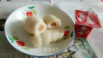 Ham sausage roll