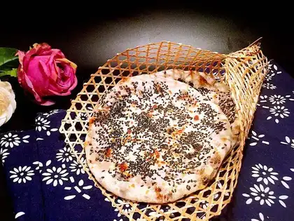 Plum-crackers